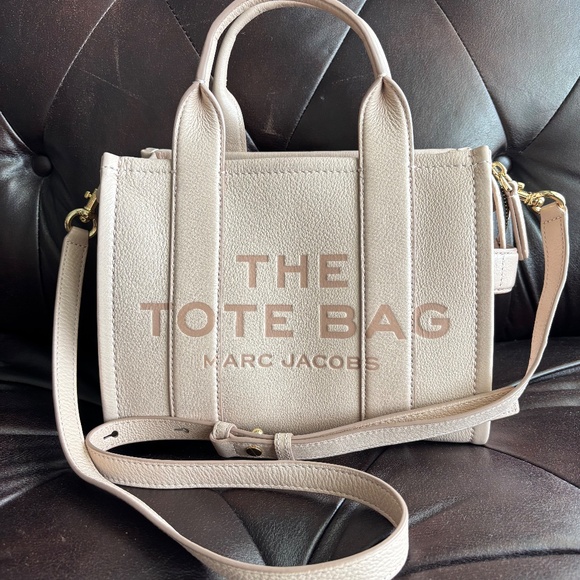 Authentic Marc Jacobs Small Tote Bag in light pink leather - Picture 3 of 3